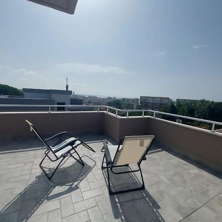 Апартаменты Terrazza Delle Rose Неттуно Экстерьер фото